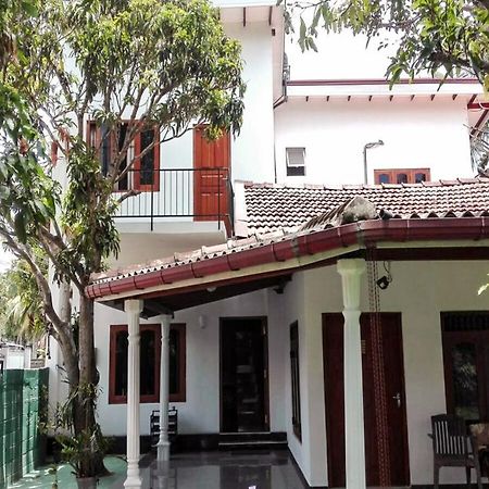 House Of Seya Bed & Breakfast Negombo Ngoại thất bức ảnh